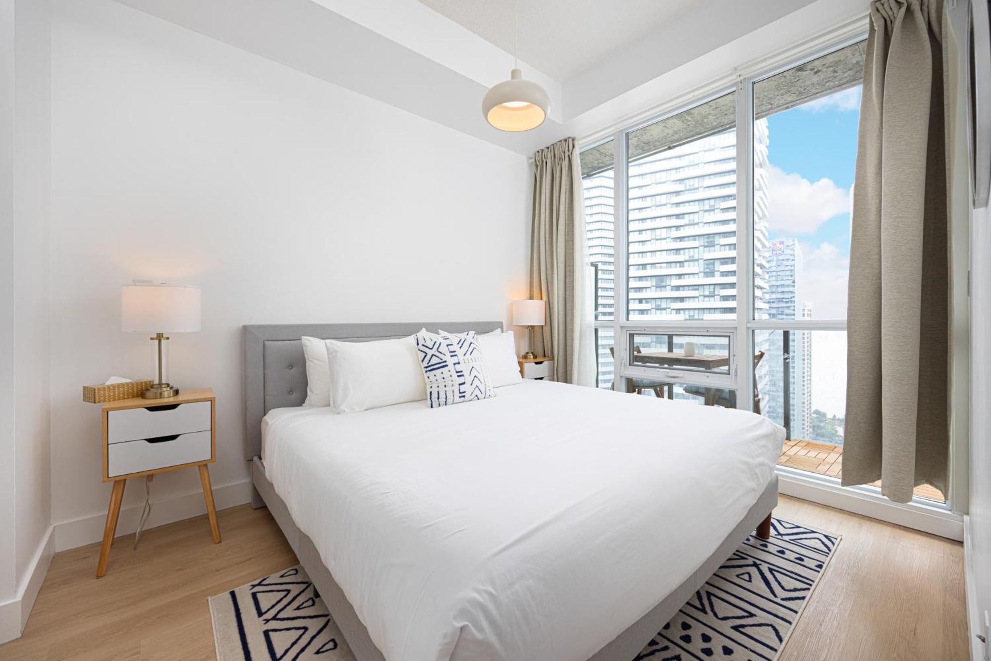 Newly Renovated Cozy Condo/Union Station Toronto Esterno foto